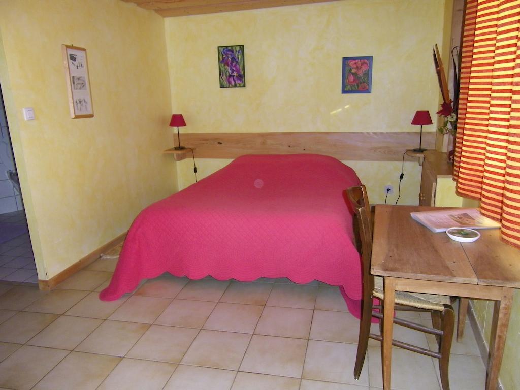 Che'Val D'Amour Ecleux Habitación foto